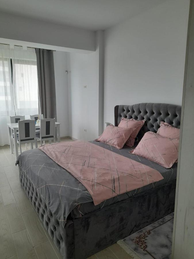 Joe Studio Apartment Мамая Екстериор снимка