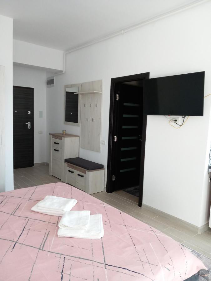 Joe Studio Apartment Мамая Екстериор снимка